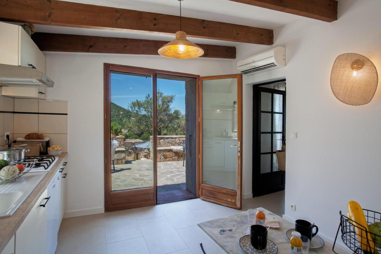 Villa bodri, maison en pierre avec vue mer et piscine chauffée LʼÎle-Rousse Esterno foto